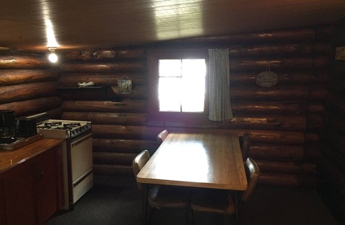 Deer River Cabin | Cabin #1 (Whitetail) Beautiful log cabin situated right on the lake!