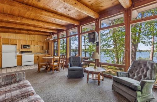 Park Rapids House | Cabin 2 at Timberlane Resort on Long Lake