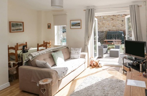 Powburn Cottage | Cabin ∙ 2 bedrooms ∙ 4 guests