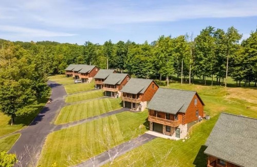 Gaylord House | Cabin 2378 - Scenic Log Cabin at Beaver Creek Resort