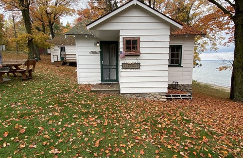 Longville Cabin | Cabin 6, Lien's Resort, Leech Lake, Fishing, Swimming, Boating