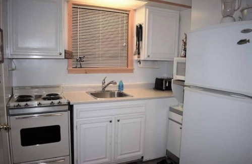 Honor Cottage | Cabin #7-near Interlochen, Crystal Mtn, Traverse