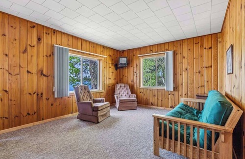Park Rapids Cabin | Cabin #8 Long Lake 2BR 1BA Timberlane Resort