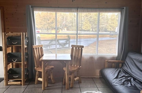 Millersburg Cabin | Cabin Charm by Lake Huron: Your Ideal Holiday Retreat in Michigan