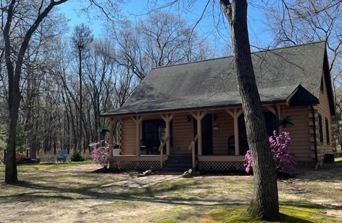 Caseville Cabin | Cabin Love: Wooded Seclusion-Private Sub Beach just a 5 - 6 min stroll away!