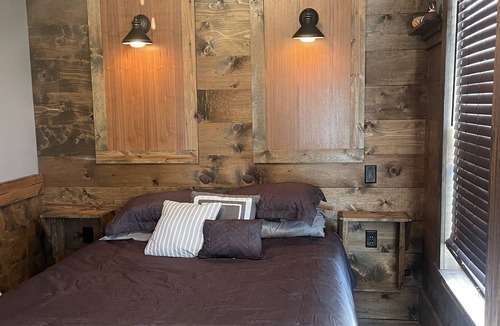 Markesan Cabin | Cabin on Lake Puckaway!!
