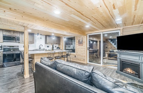Thompsonville House | Cabin-style home, close to Crystal Mountain, right along the river