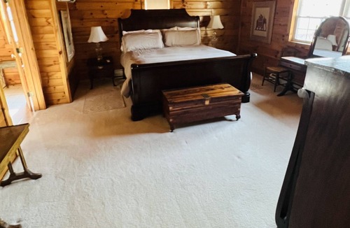 Nisbet Cabin | Cabin with amazing views of the Susquehanna