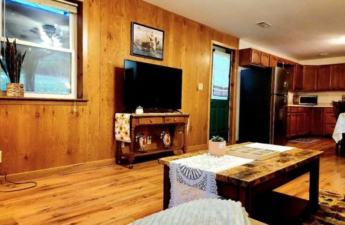 Logan Cabin | Cabin with Hot Tub~Firepit~Games