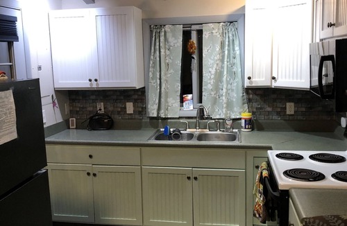Cadillac Cottage | Cadillac Area Lakefront Cottage with Boat - All Season