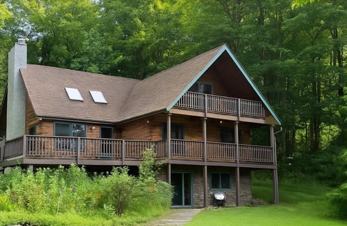 Pleasant Mount Cabin | Calming Retreat · Cozy Poconos Cabin