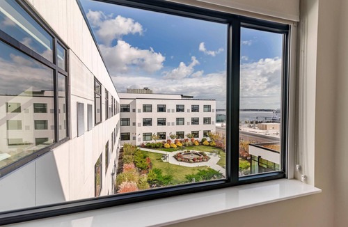 East Bayside Hotel | Cambria Hotel Portland Downtown-Old Port