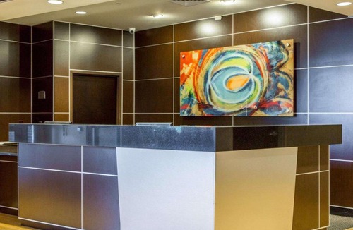 Traverse City Hotel | Cambria Hotel Traverse City