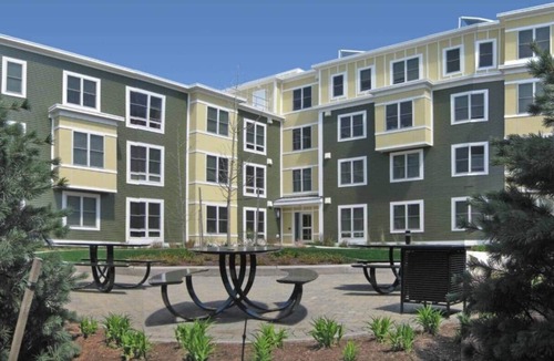 Cambridgeport Apartment | Cambridge Luxury Near Harvard & MIT 150” Home Theater Airport Shuttle Netflix