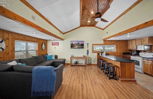 Port Clinton House | Canal-Retreat with Lake Erie Access