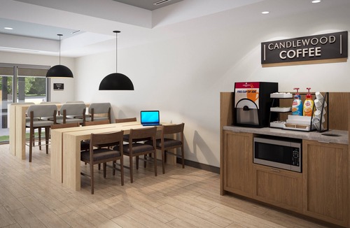 Orange Hotel | Candlewood Suites Beachwood Cleveland by IHG