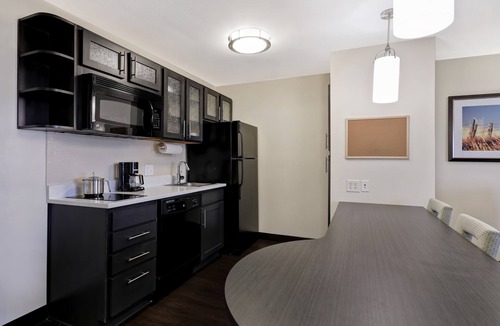 Greenwood Hotel | Candlewood Suites Indianapolis - South by IHG