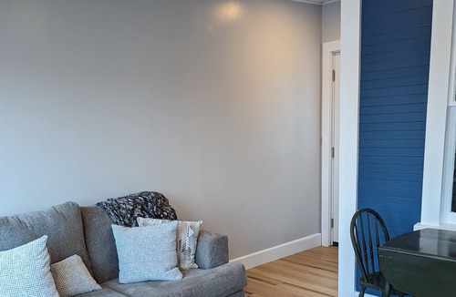Windham House | Canobie Lake 3 bedroom Year Round Waterfront Home - Newly Renovated