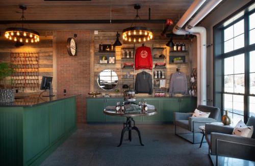Ranier Hotel | Cantilever Hotel, Trademark Collection by Wyndham