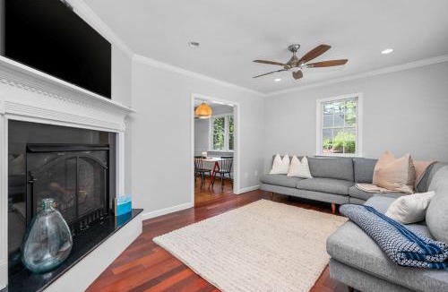 Yarmouth Port House | Cape Cod Haven: Cozy Home Near Gray's Beach