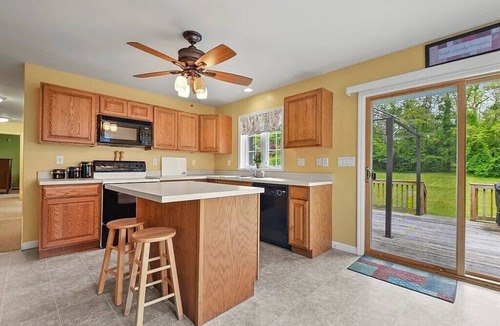 Falmouth House | Cape Cod Vacation Home – Walk to Downtown Falmouth