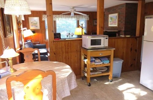 East Orleans Cottage | Cape Cottage with Nauset Beach and Mill Pond Access