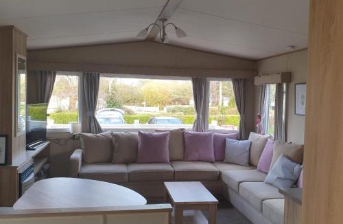 Prestonpans Resort | Caravan under the tree, Seton Sands