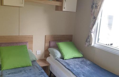 Prestonpans Resort | Caravan under the tree, Seton Sands