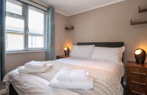 South Lakeland Leisure Village Cabin | Carpenwray, Carnforth. 3 beds.