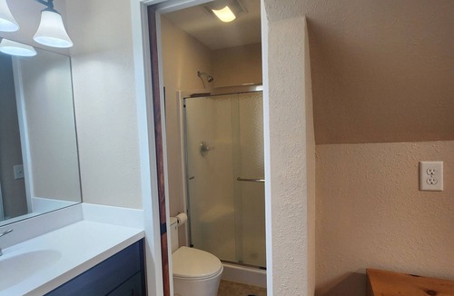 Leland Apartment | Carriage House guest house located in quaint FISHTOWN, Leland, Michigan, US