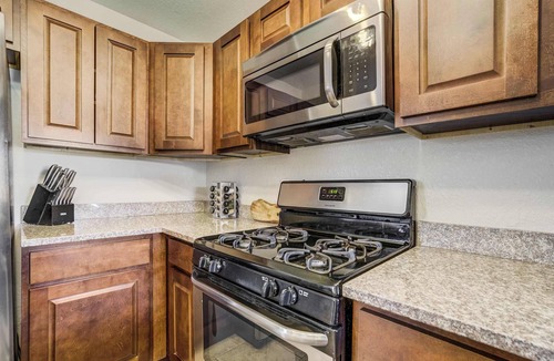 Security-Widefield House | Carson Camp! Gym, Workstations & Fenced Yard