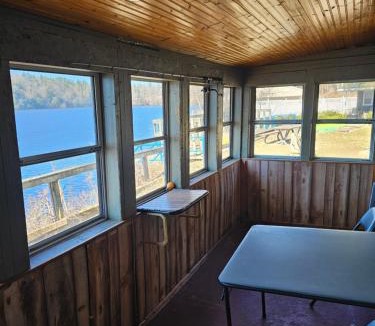 Newaygo Apartment | Castaway Cottage on Croton Pond #4
