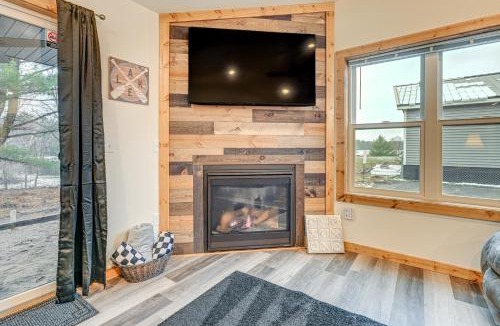 Arkdale House | Castle Rock Lake Cabin: Water & Trail Access!