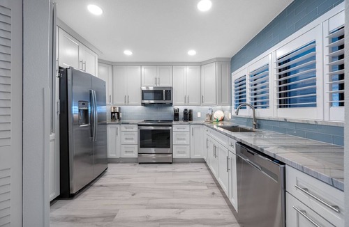 Sand Key Condo | 🌊 CBC 2-7F | Beachfront Bliss w/Gulf Views | 2BR Condo in Clearwater Beach 🌴