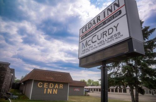 Cavalier Hotel | Cedar Inn Motel