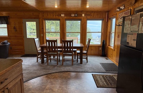 Drummond House | Cedarside @ Captain's Cove on Drummond Island