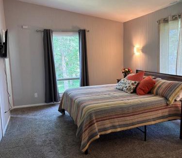 Cambridge House | Cedarwood Chateau