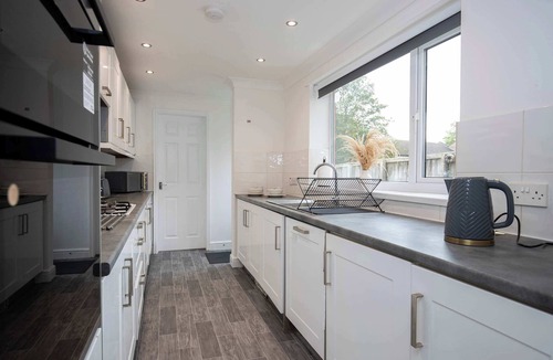 North Bitchburn House | Central Bishop - 4 Beds, Games Room, Secure Parking