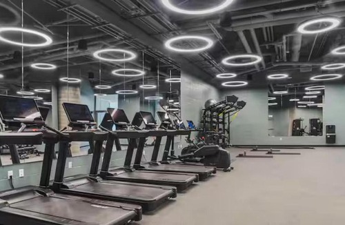 Lower Allston Apartment | Central Boston 2BR Retreat near Harvard & Transit