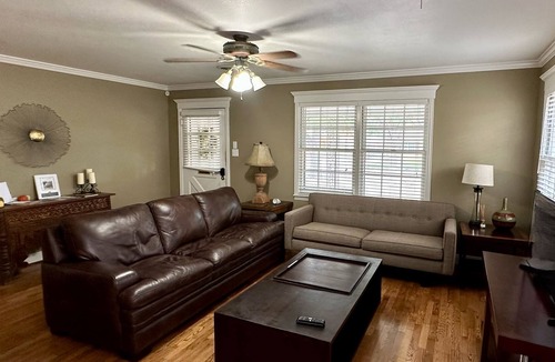 Amarillo Cottage | Central Safe Neighborhood - Kids - Pet Friendly