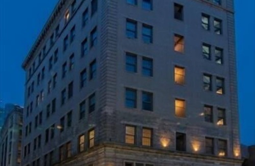 Chinatown Apartment | Centralized Downtown Studio | Great Amenities | Near Tufts