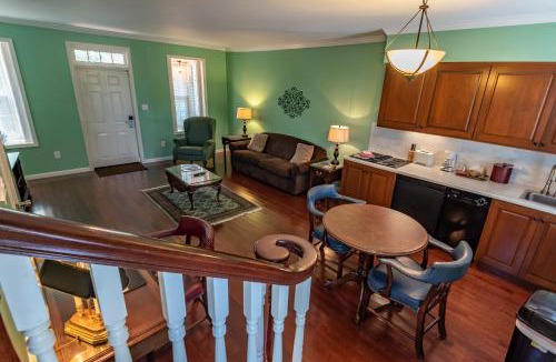 Bloomington Hotel | Century Suites Hotel