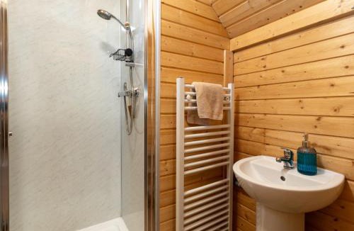 Logie Coldstone Ski Chalet | Chalet Distiller's Bothy by Interhome