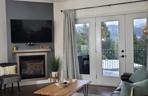 Bromont Apartment | Champlain Condo 202