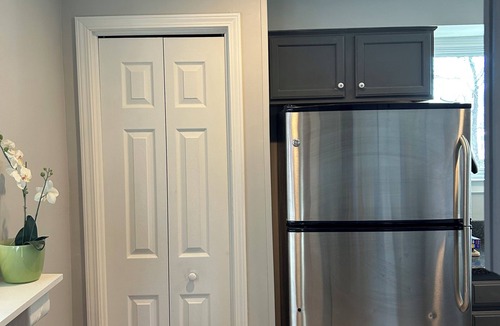 Prospect House | Charming 1-bedroom townhome in delightful Prospect with