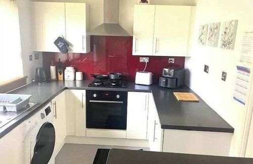 Crosslee House | Charming 2 bed house, Perfect base for sightseeing