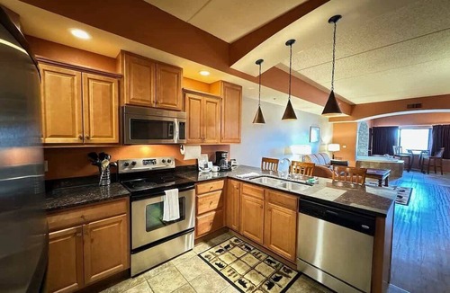 Wisconsin Dells Condo | Charming 2-Bedroom, 2-Bathroom in Chula Vista