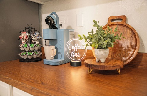 Oklahoma City House | Charming 2-bedroom house with Hot Tub in peaceful neighborhood in OKC