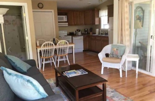 Wells Cottage | Charming 2-bedroom cottage with all the amenities you need!