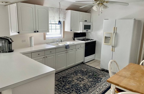 Elk Rapids House | Charming 2-bedroom house in Elk Rapids